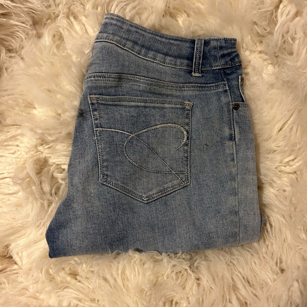 Chico's So Slimming Light Blue Denim Jeans